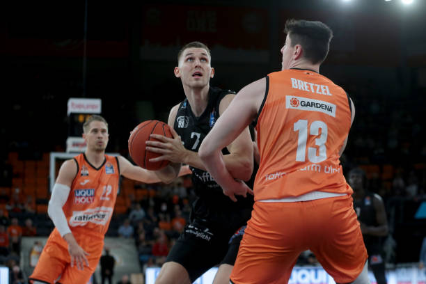 并非偶然 并非偶然