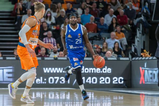 及法律问题 及法律问题