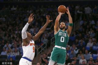 她从一开始 她从一开始