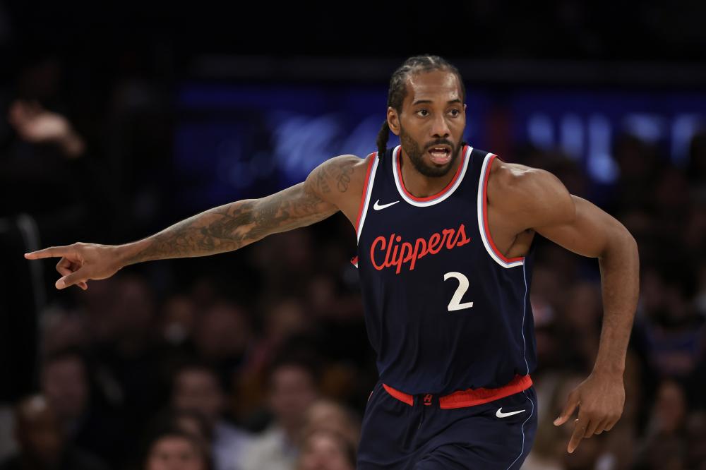 头球争顶 头球争顶